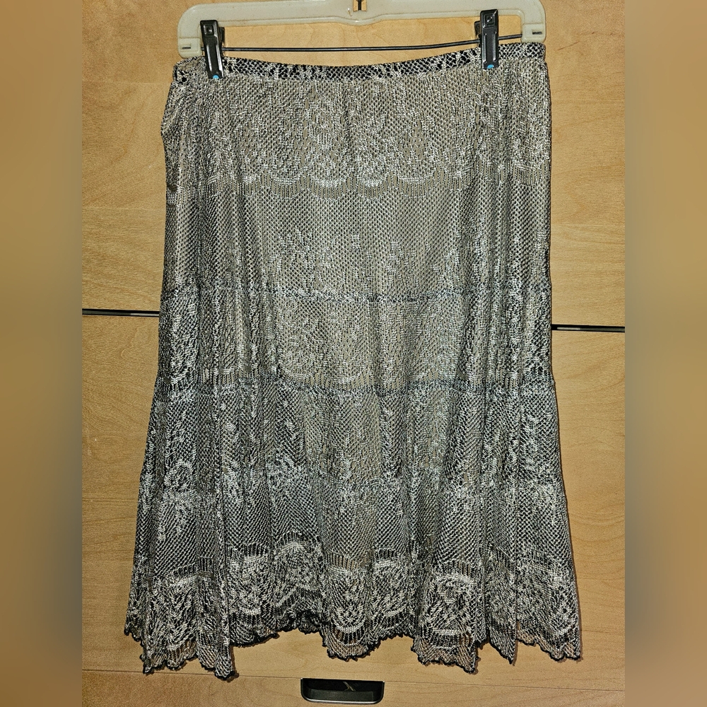Metallic lace skirt